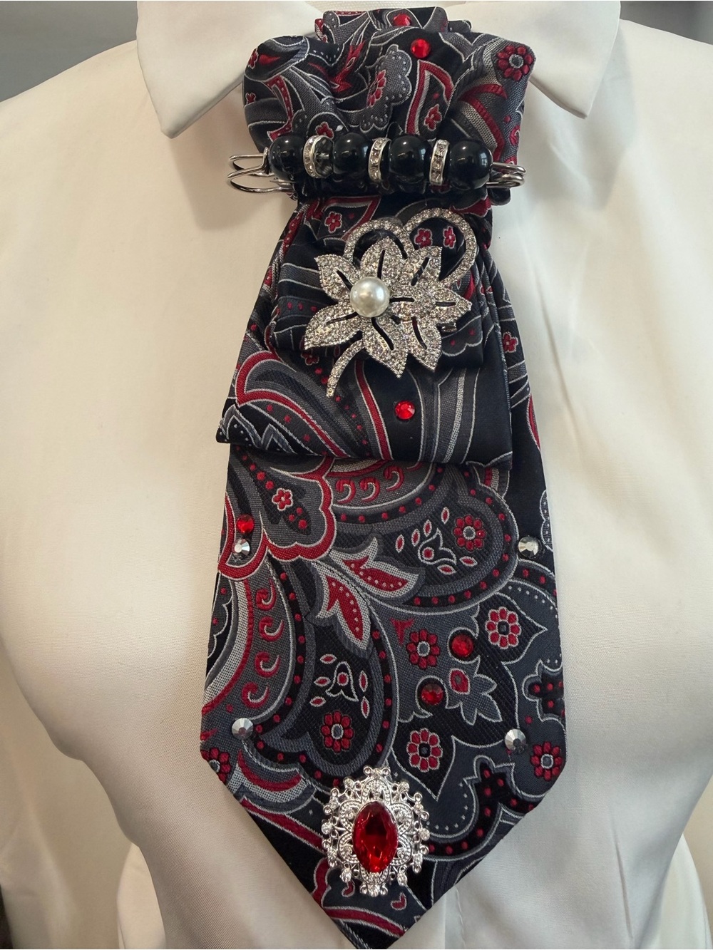 Embellished Black & Red Paisley Tie Necklace with Brooches